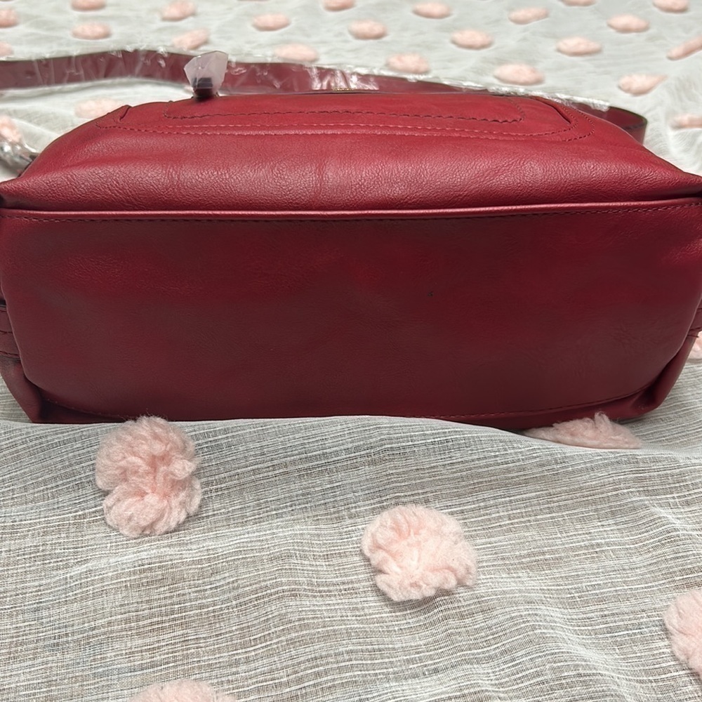 INC International Concepts faux leather crossbody - Picture 3 of 14